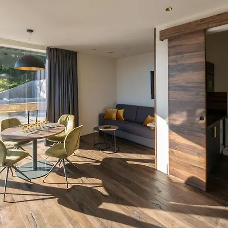 Noan Panorama - D I C K E N S Apartment